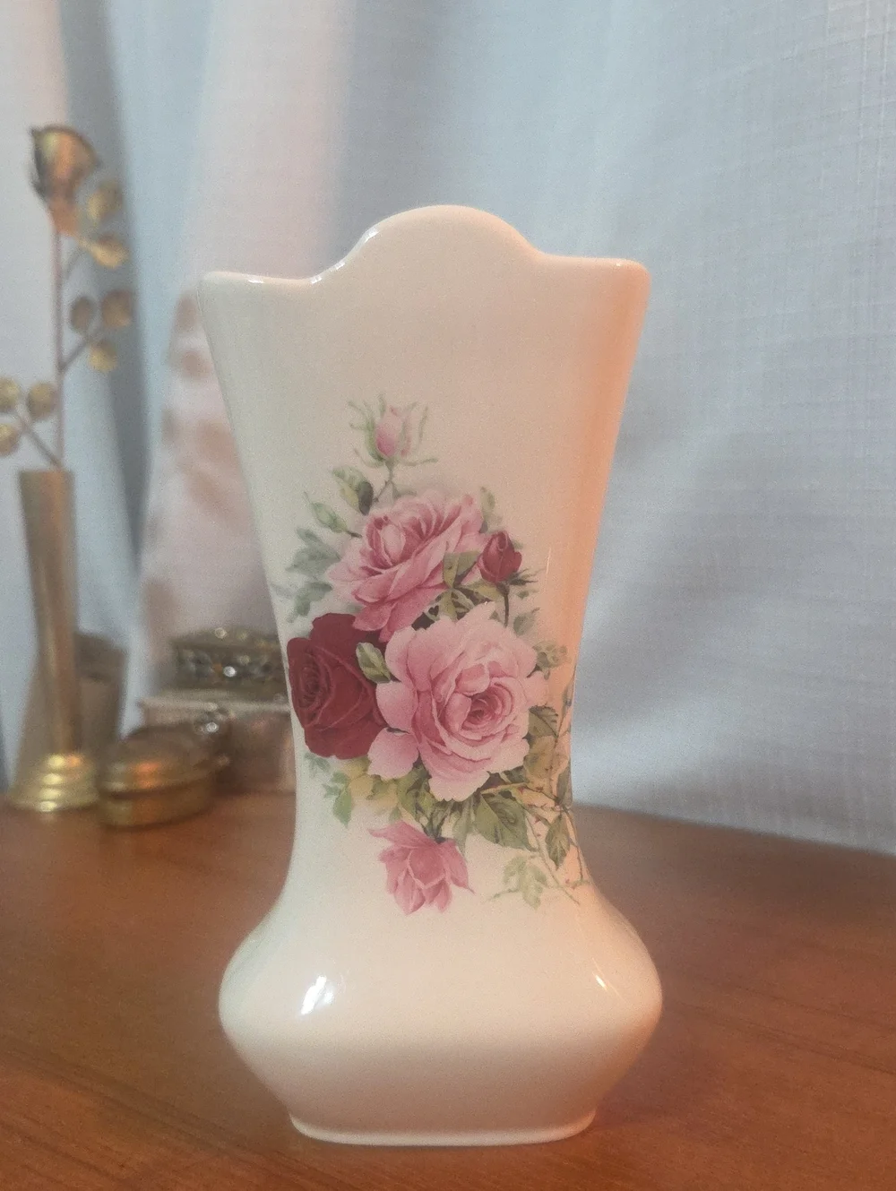 Kernewek Pottery, England Ceramic Rose Accent Vase